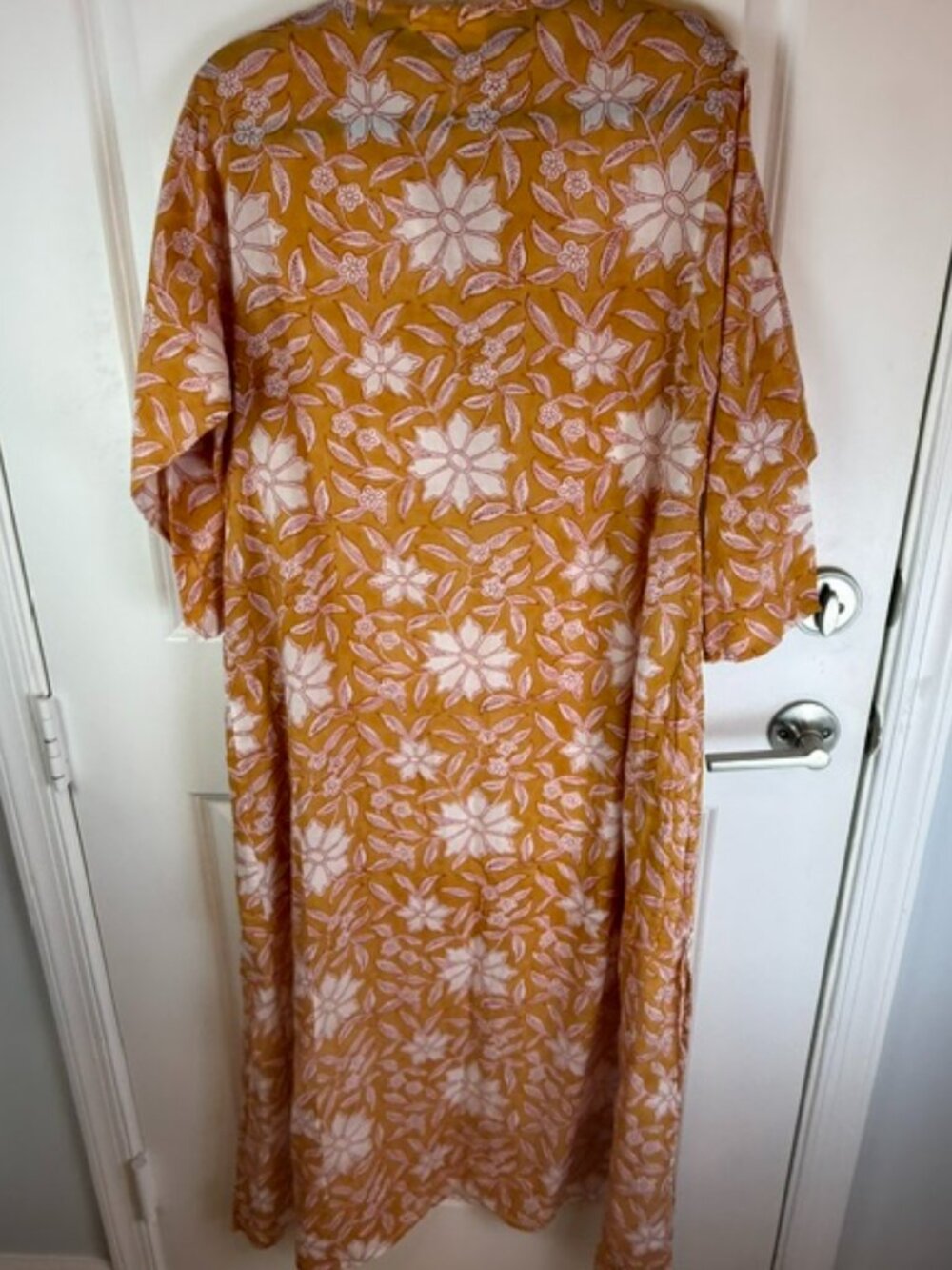 Roller Rabbit Caftan - Picture 2 of 3